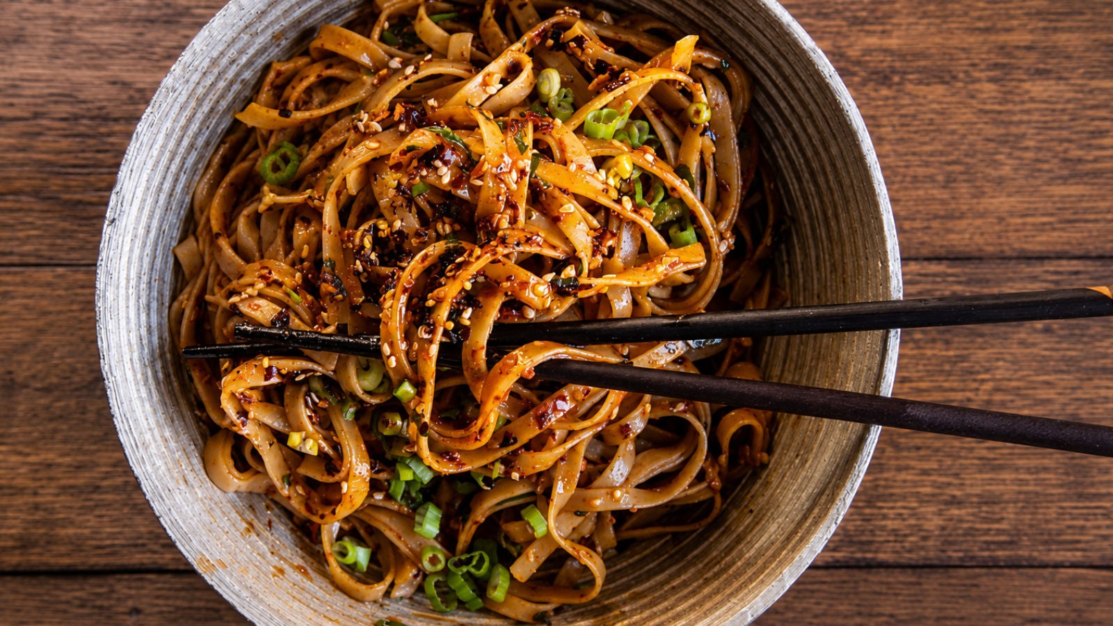 10-Minute Garlic Chili Oil Noodles